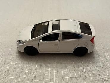 at oyuncaqlari: Ağ rəngli die-cast oyuncaq maşın modeli - Korpus: metal gövdə — 3