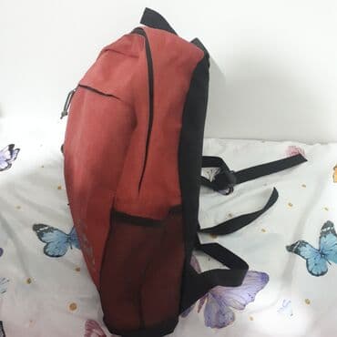 купить бу чемодан: Blackku markalı qırmızı rəngdə bel çantası. Çantanın əsas bölməsindən — 4