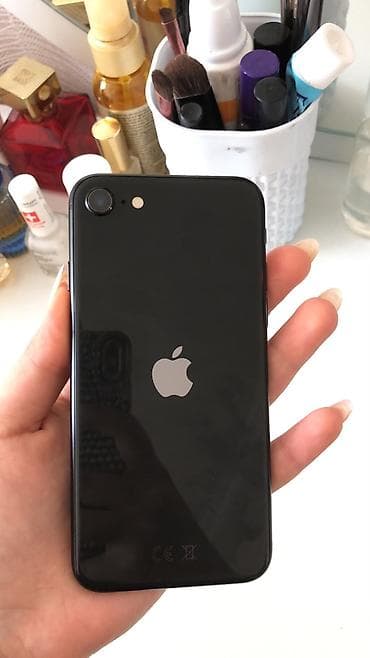 2.5mm kabel: IPhone SE, Qara, Barmaq izi — 1