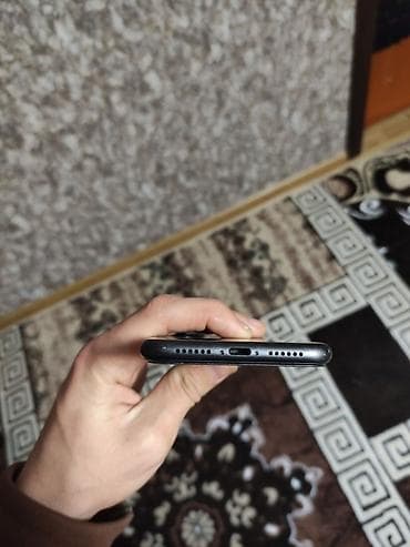 ihone 11: IPhone 11, 128 GB, Qara, Simsiz şarj — 5
