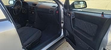 toyota prado 2012: Opel Astra: 1.6 l | 2001 il 287244 km Universal — 9