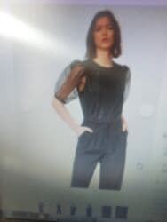 atlas köynəklər: KOTON-dan,qara, qolları tüllü, parıltılı bluz. 42 ölçüdür. Cəmi bir — 7