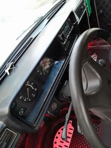 опель зафира а: Lada 2107 sedan – ağ rəng Xüsusiyyətlər: - Kuzov: 4 qapılı sedan, ağ — 14