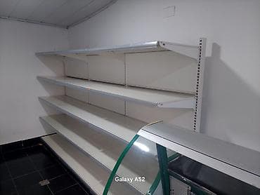 corək vitrin: Mağaza avadanlığı komplekti - Divar tipli metal gondola rəflər: modul — 1