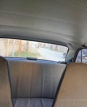 VAZ 2107, qırmızı rəng, sedan kuzov Xüsusiyyətlər: bez krasqa bez — 6