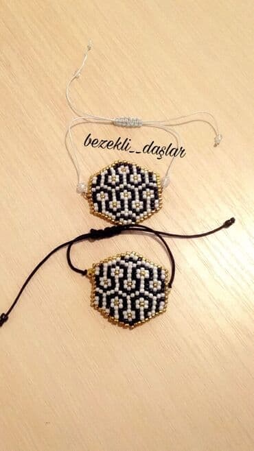 ad yazilan qolbaqlar: Bileklikler — 2