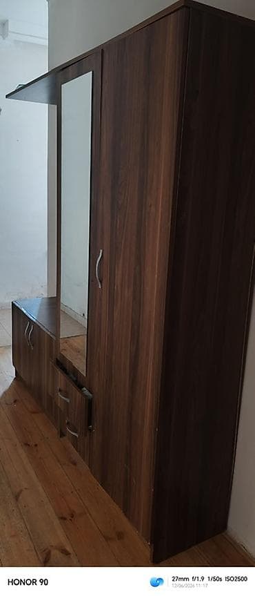 ucuz dolab: 2 qapılı, Güzgülü, Qəhvəyi, Digər material, Açılan, Düz dolab — 1
