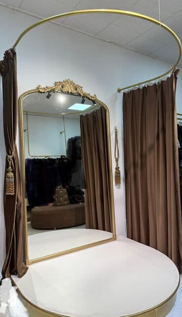 led lupa h4: Mağaza podium — 1