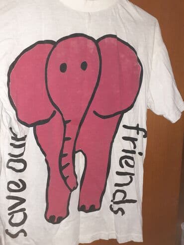 Футболка, 100 % хлопок. Носилась мало. Размер 42-44 lalafo.az -da Футболка, 100 % хлопок. Носилась мало. Размер 42-44