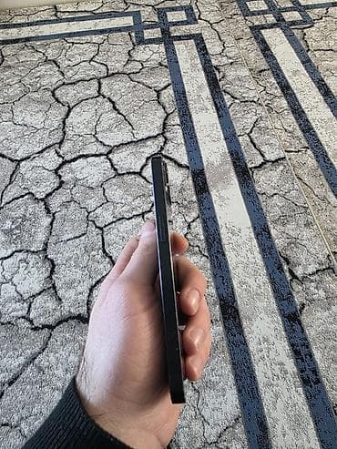 iphone 16 pro max satilir: IPhone 13, Midnight, Face ID — 2