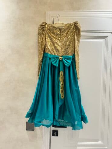 Oyuncaqlar: Uwaq donu 10-12 yaw 50azn satilir — 2