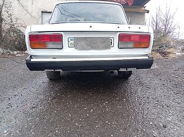 диск мтз: VAZ 2107, ağ rəngli klassik sedan - Kuzov: 4 qapılı sedan, ağ rəng — 7