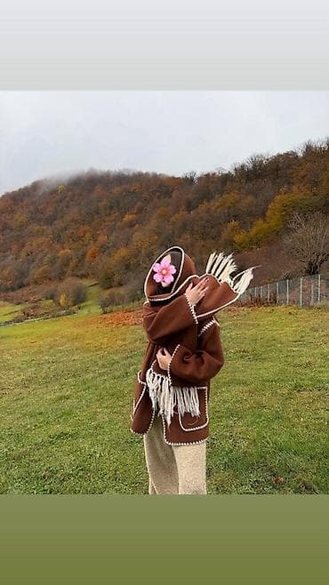 a herifi: Qızlar təzədir 1 dəfə geyinilib 80 manata almışam 40 a satıram ölçüsü — 2