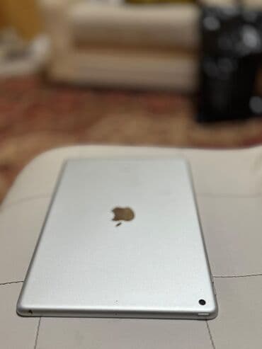 internet nomreleri: İşlənmiş Apple iPad 9 (2021), 10,2", 64 GB, Ödənişli çatdırılma — 4