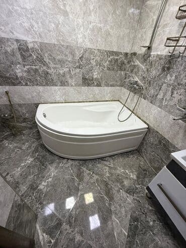 hamam naboru: Künc tipli akril vanna – kompakt hamam otaqları üçün ideal həll — 1