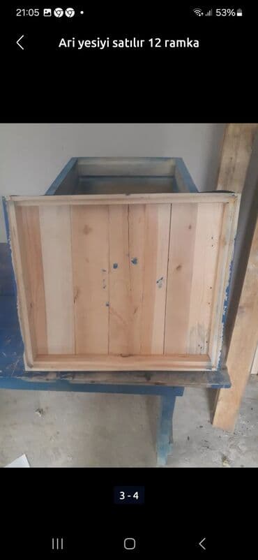 arı yeşiyinin qiyməti: Ari yuvasi 45 Azn 12 ramka keyfiyetli hec yerde bu qiymete Ari yuvasi — 2