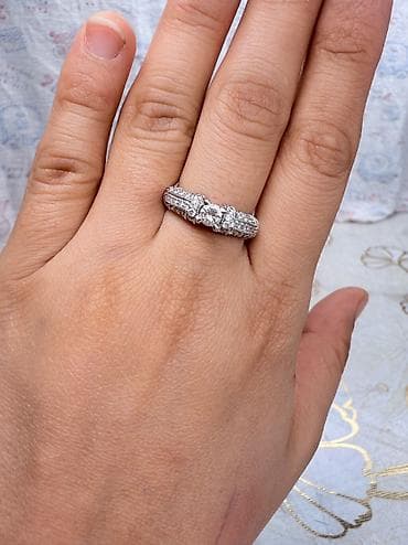 30 ml krem: Nişan, Üzük, Ağ qızıl, 750 Əyar, Brilyant, 0.51-1.00 Karat — 4