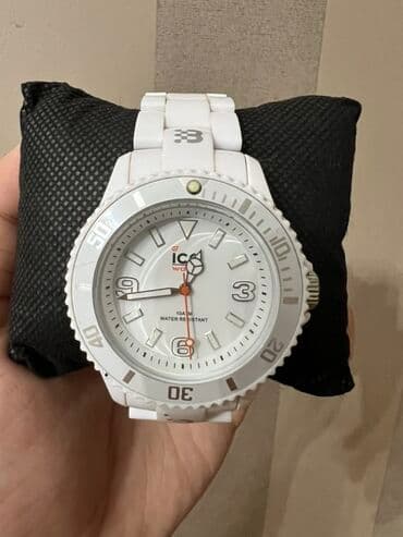 el fecr saat: Ağ rəngli ICE-WATCH qol saatı Gündəlik istifadə üçün sport qol saatı — 1