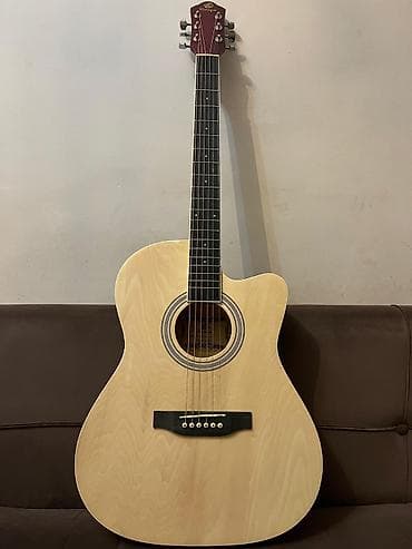 Satılır: Grape GA-M1-N akustik gitara Gitara çox səliqəli istifadə — 2