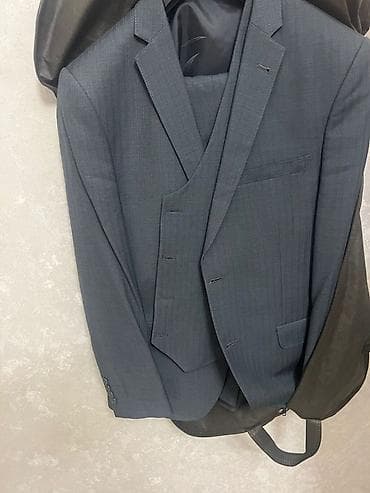 - Kişi kostyum dəsti: pencək, jilet və şalvar - Rəng: tünd boz (ince