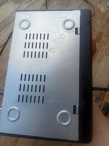 tv box mini: SPACE FTA 5S rəqəmsal peyk qəbuledicisi Xüsusiyyətlər: - Full HD — 8