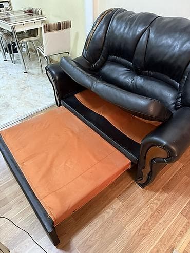 divan fabrikası: Divan, İşlənmiş, Açılmayan, Bazasız, Süni dəri, Çatdırılma yoxdur — 2