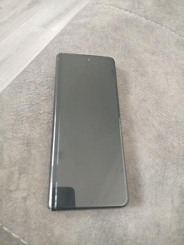 telefonlae: Salam Samsung Z Fold 3 qatlanan telefon satılır. sadəcə iç ekranı — 1