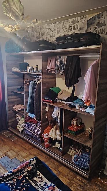 taxt dəmiri: Geniş funksional paltar şkafı - Material: laminat (ağac teksturalı — 2