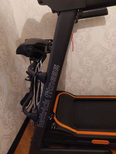 qacis trinajoru: Hattrick Fitness firmasının qaçış zolağı. Cox az istifadə olunmuş — 3