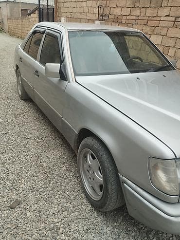 cruz ehtiyat hisseleri: Mercedes-Benz E-Class W124 sedan 111 mator 4 təzə təkər akimiyator — 4