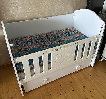 Oğlan və qız üçün, İşlənmiş, Dördbucaq, Beşik, Dəstsiz, Matras ilə, Yellənmə mexanizmsiz