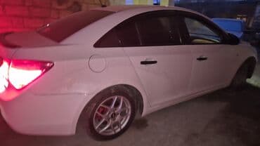 chevrolet azerbaijan satis merkezi: Chevrolet Cruze: 1.6 l | 2010 il 220000 km Sedan — 11