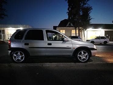 dragon stop: Opel Corsa: 1.2 l | 2000 il Hetçbek — 4