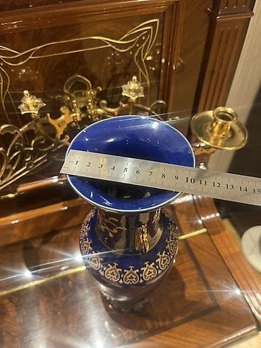 bagema guldan: Bir vaza, Keramika — 8