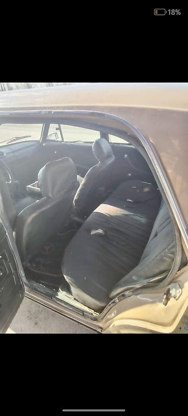 vaz 2106 radiator: VAZ 2106 sedan - Kuzov: bej rəng, 4 qapılı klassik kuzov, xrom — 9