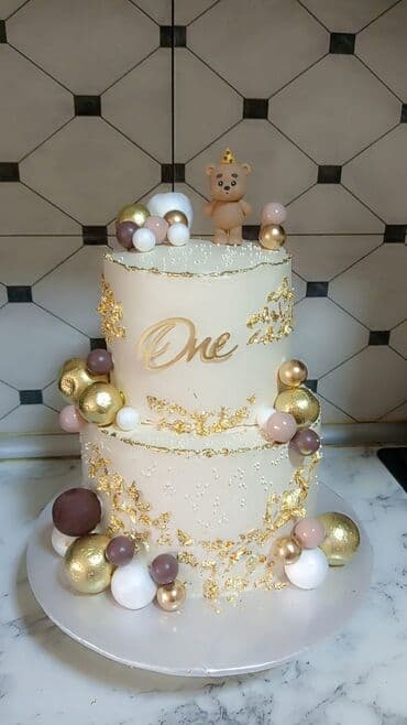 Məclislər üçün fərdi dizayn tortlar - İkiqat və təkqat variantlar