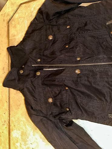 qisa balonka kurtkalar: Qara rəngli yüngül üst geyimi – şalvarcins (denim) üslubunda qısa — 3