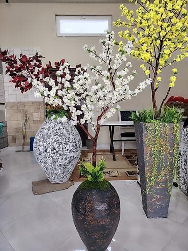 yerden unitaz: Dekorativ süni ağac və vazalar dəsti - Realistik görünüşlü süni — 1