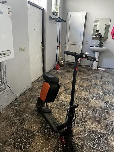 skuter motor elektrik: İşlənmiş Elektrik samokat 8", ≤ 250 Vt, > 45 km/s, Ödənişli çatdırılma — 1