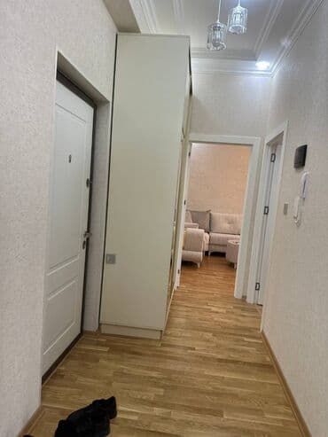 qarayev obyekt: Qaraev metrosunun yaxınlığında 17 mertebeli binanın 12-ci — 8