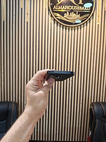 Техника и электроника: IPhone 16 Pro, 128 ГБ, Black Titanium, Гарантия, Беспроводная зарядка, Face ID — 5