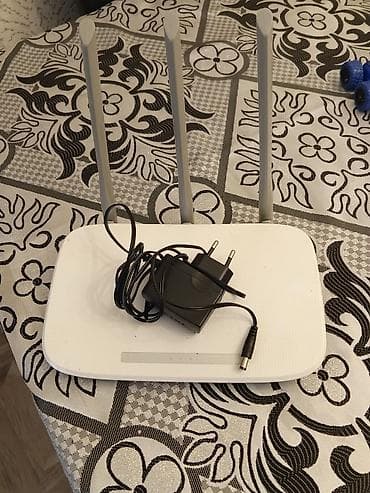ipad 4 pro: TP-Link Wi‑Fi router - Brend/model: TP-Link (3 antennali ağ rəngli — 2