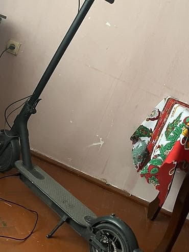 Ovçuluq və balıqçılıq: Elektrik skuter – şəhər içi sürüş üçün rahat və səssiz nəqliyyat — 1