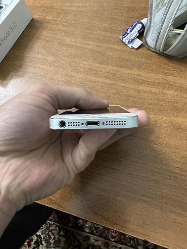 iphone 5s telfon: IPhone 5s, Gümüşü, Barmaq izi — 6