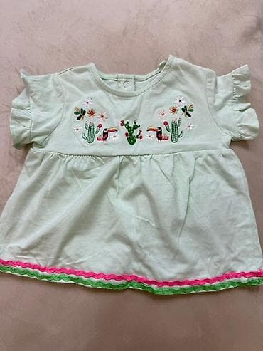 Uşaq dünyası: Futbolka, Qız üçün, 3 - 6 ay, Benetton — 9