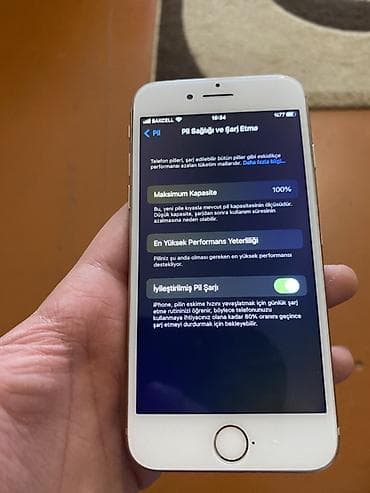 tunar sma: IPhone 8, 64 GB, Matte Gold, Barmaq izi — 4