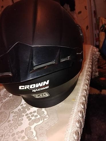 Eynəklər: Satılır hərəsinin ayrı ayrılığda qiymətləri var vatsapapa yazın — 4