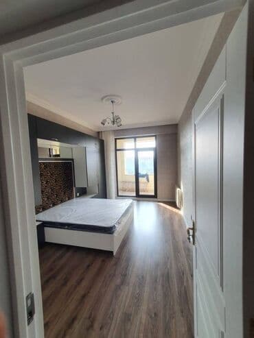 sarayda yeni tikili binalar: Sumqayıt şəhər Bulvar küçəsində 10 mərtəbəli binanın 8 сi — 5