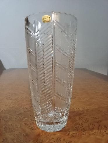 Fiqurlar: Bir vaza, Bogem şüşəsi — 1