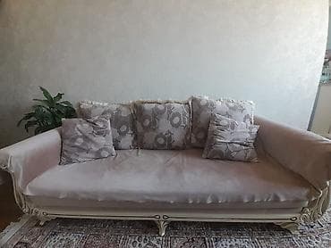 taxt carpayi: İşlənmiş, Klassik divan, Divan — 1